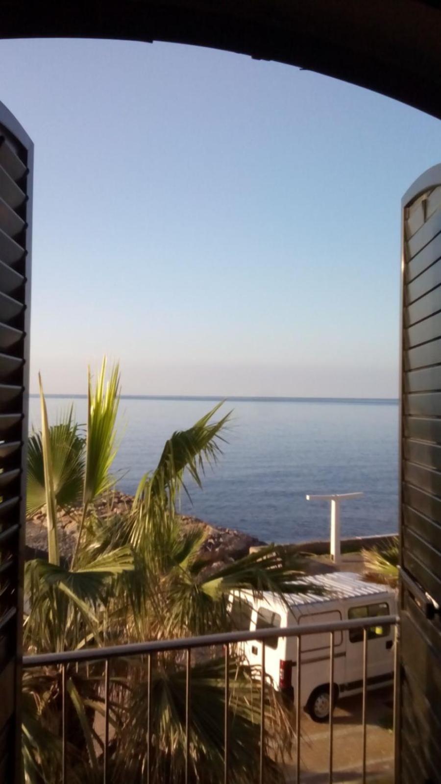 Casa De Sueno En La Playa Vila Adra Exterior foto