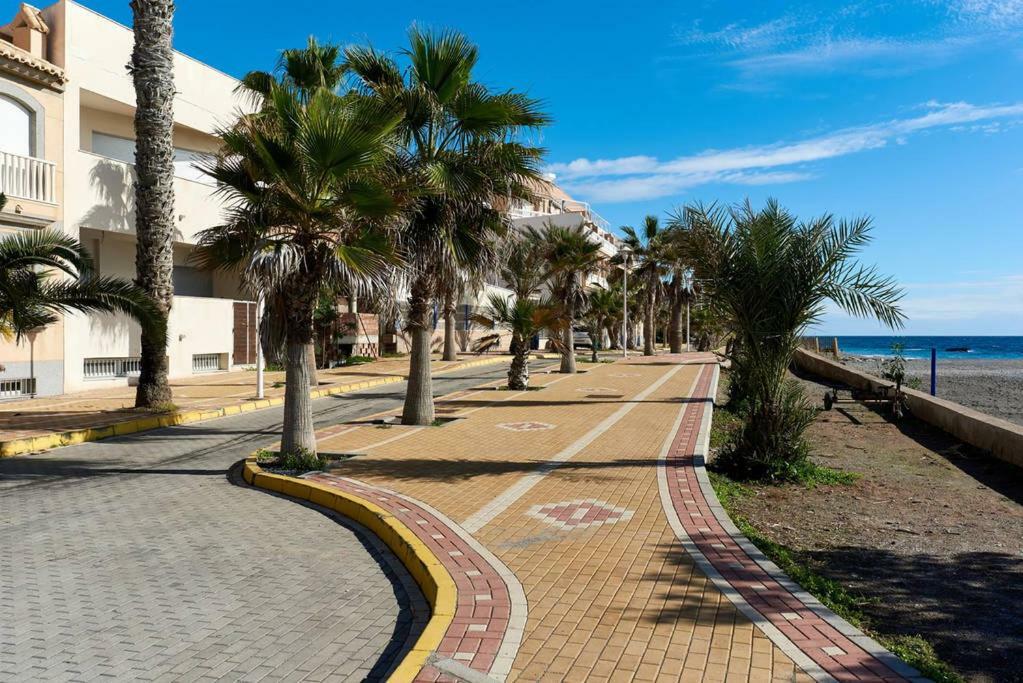 Casa De Sueno En La Playa Vila Adra Exterior foto