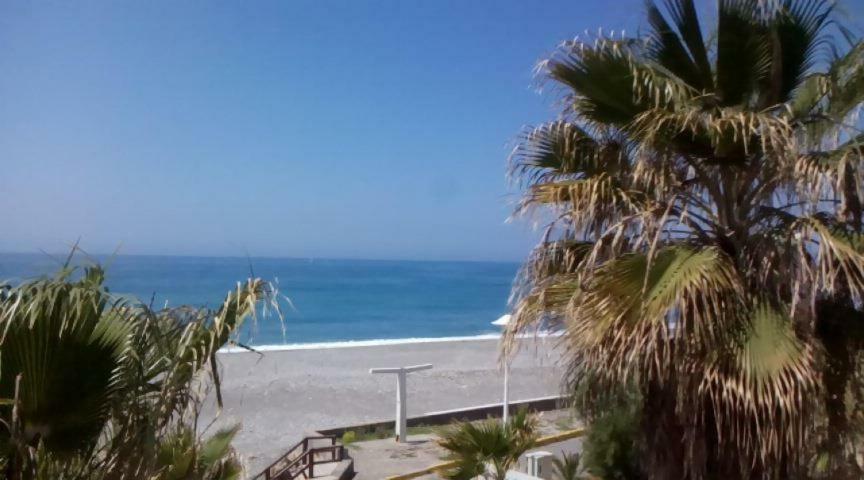 Casa De Sueno En La Playa Vila Adra Exterior foto